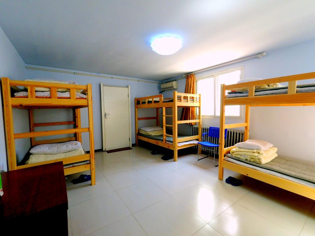 First Met Backpackers Hostel Чэндэ Экстерьер фото